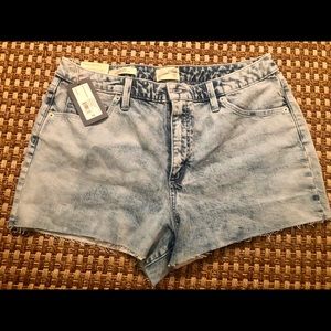 Universal thread denim shorts